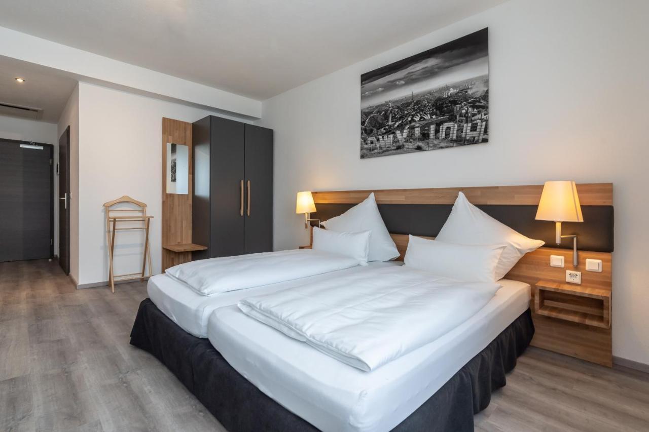 Hotel In Laisen Ройтлинген Экстерьер фото