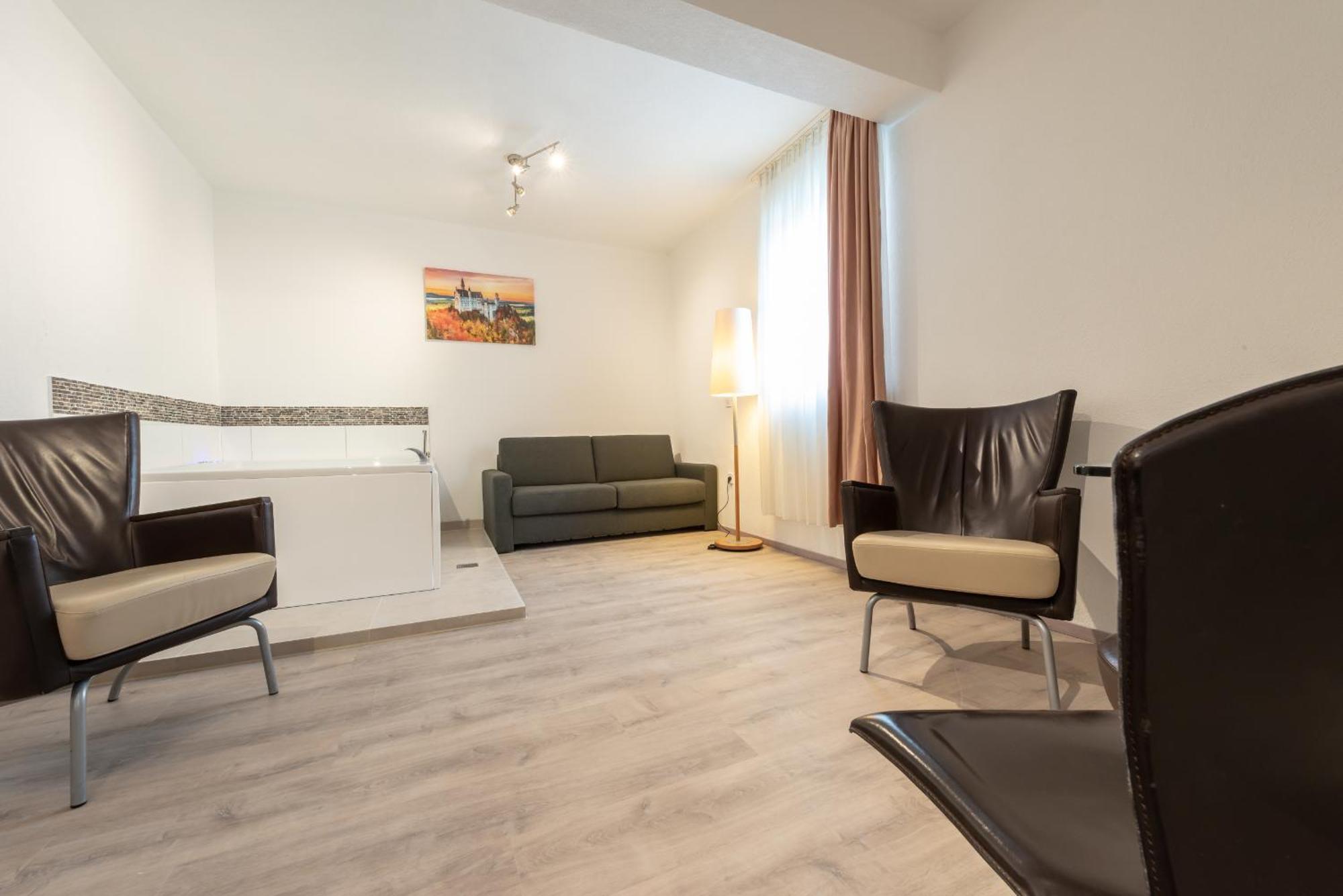 Hotel In Laisen Ройтлинген Номер фото