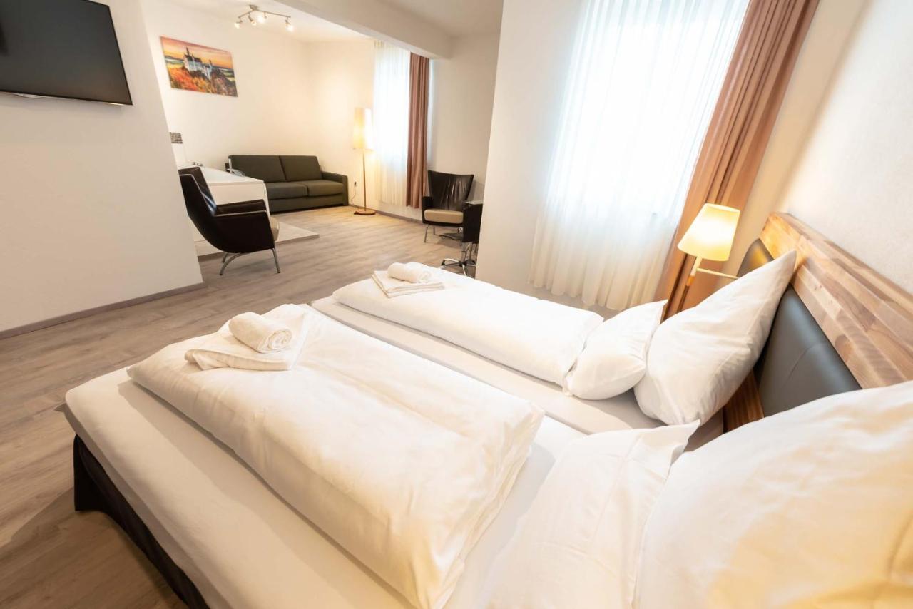 Hotel In Laisen Ройтлинген Экстерьер фото